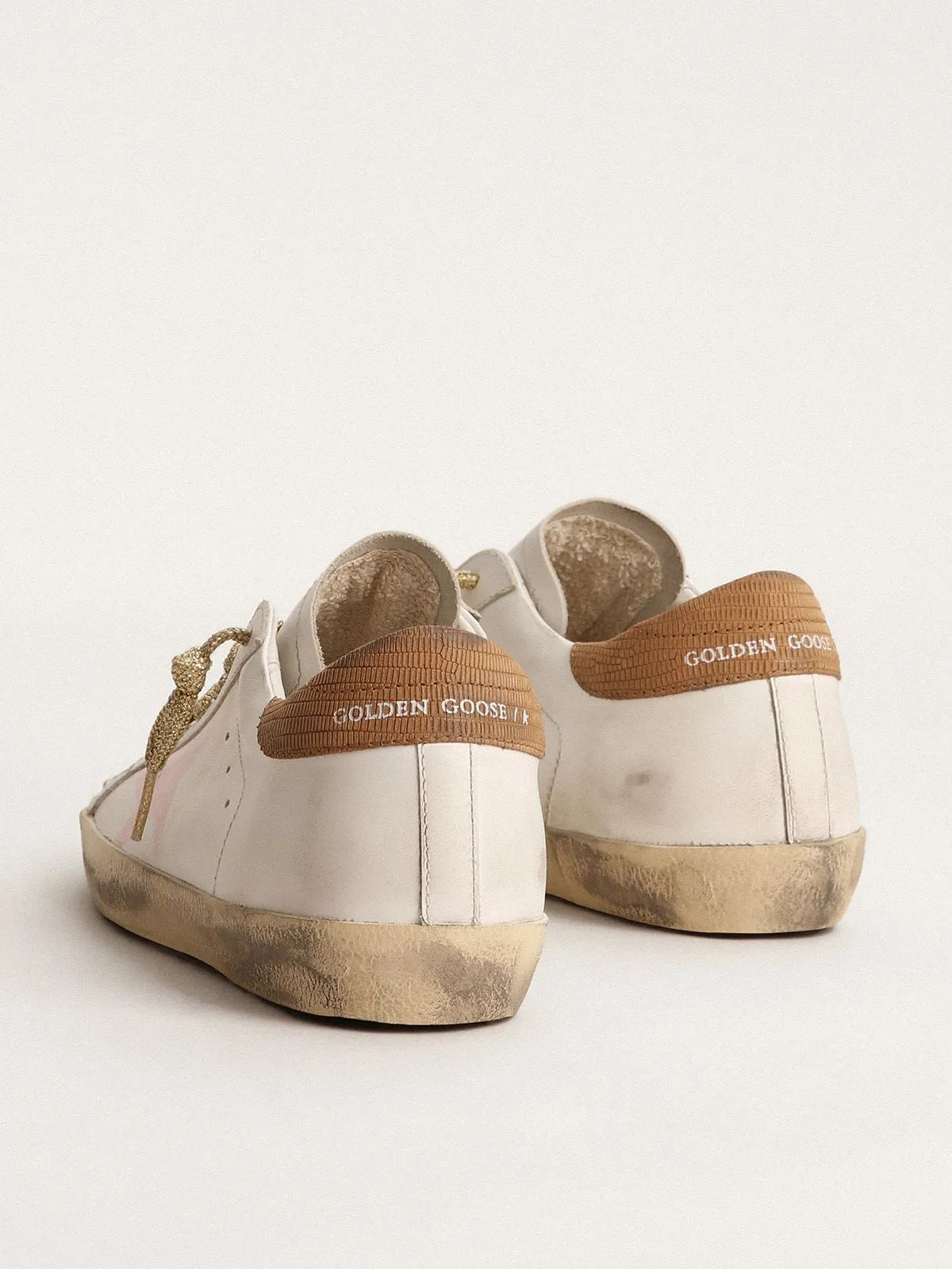 Super-Star LTD sneakers with pink screen printed star and snake-print leather heel tab（Bargain price）