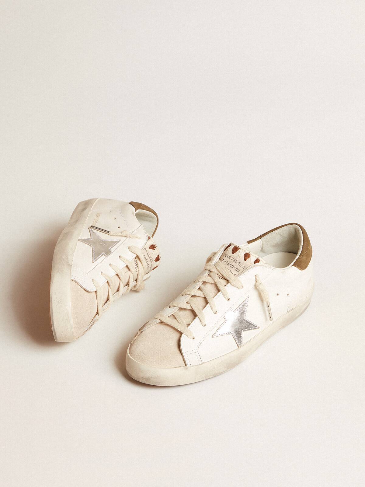 Super-Star LTD con stella in pelle laminata argento e talloncino marrone