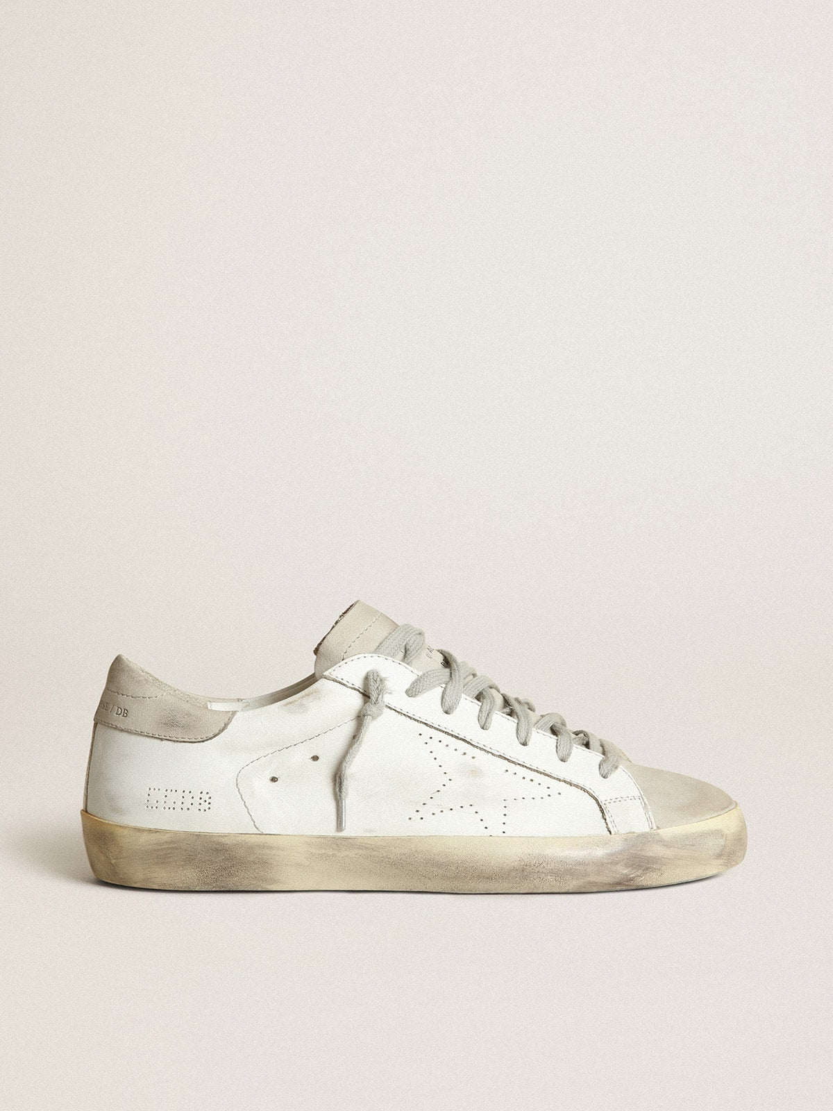 Super-Star de hombre con estrella perforada y lengüeta trasera gris hielo